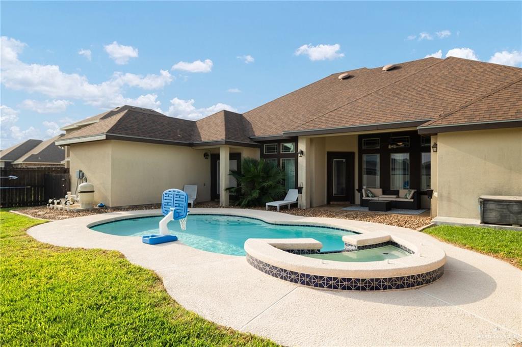 3432 Northern Lights Avenue, Edinburg, Texas image 15