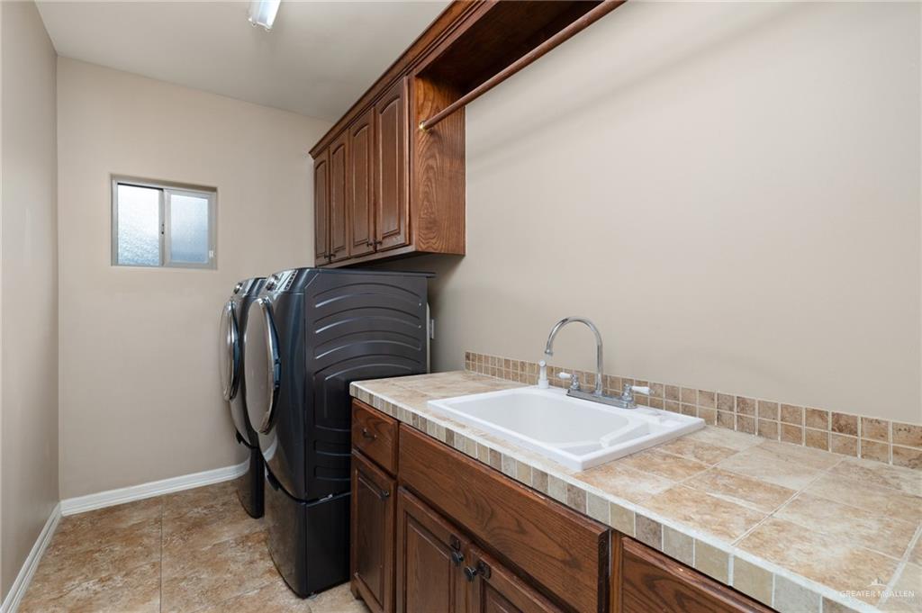 3432 Northern Lights Avenue, Edinburg, Texas image 14