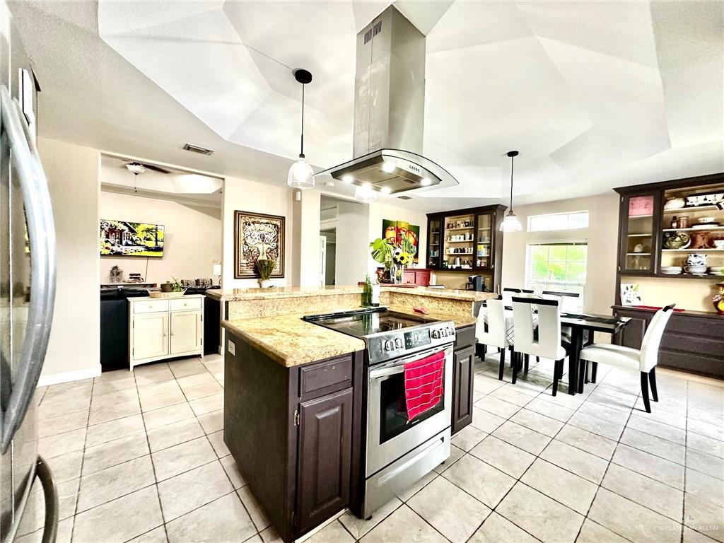 401 E Water Lilly Avenue, McAllen, Texas image 9