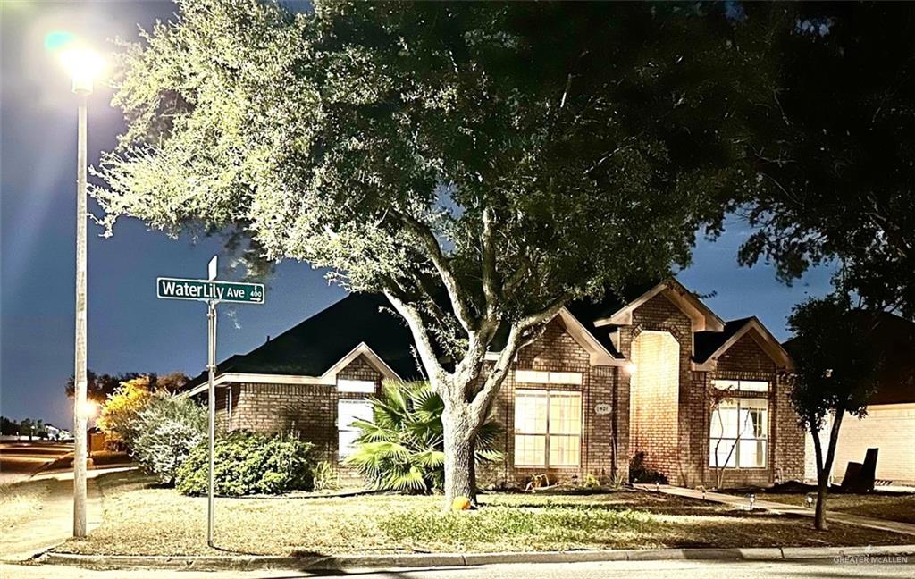 401 E Water Lilly Avenue, McAllen, Texas image 2