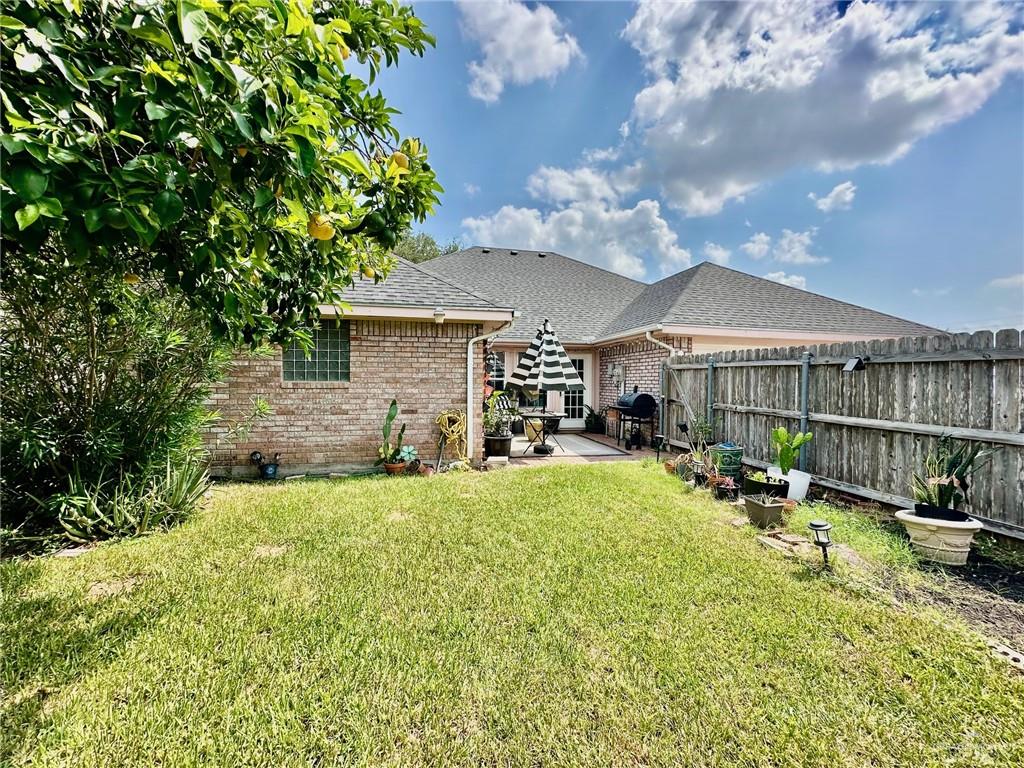 401 E Water Lilly Avenue, McAllen, Texas image 36