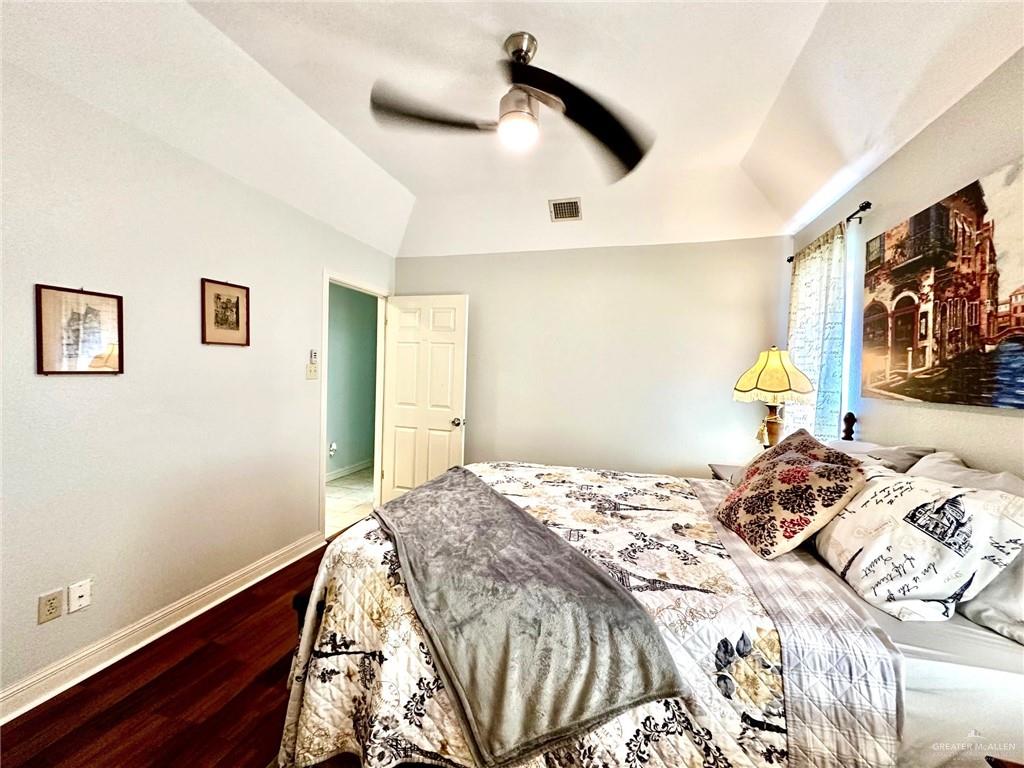401 E Water Lilly Avenue, McAllen, Texas image 17