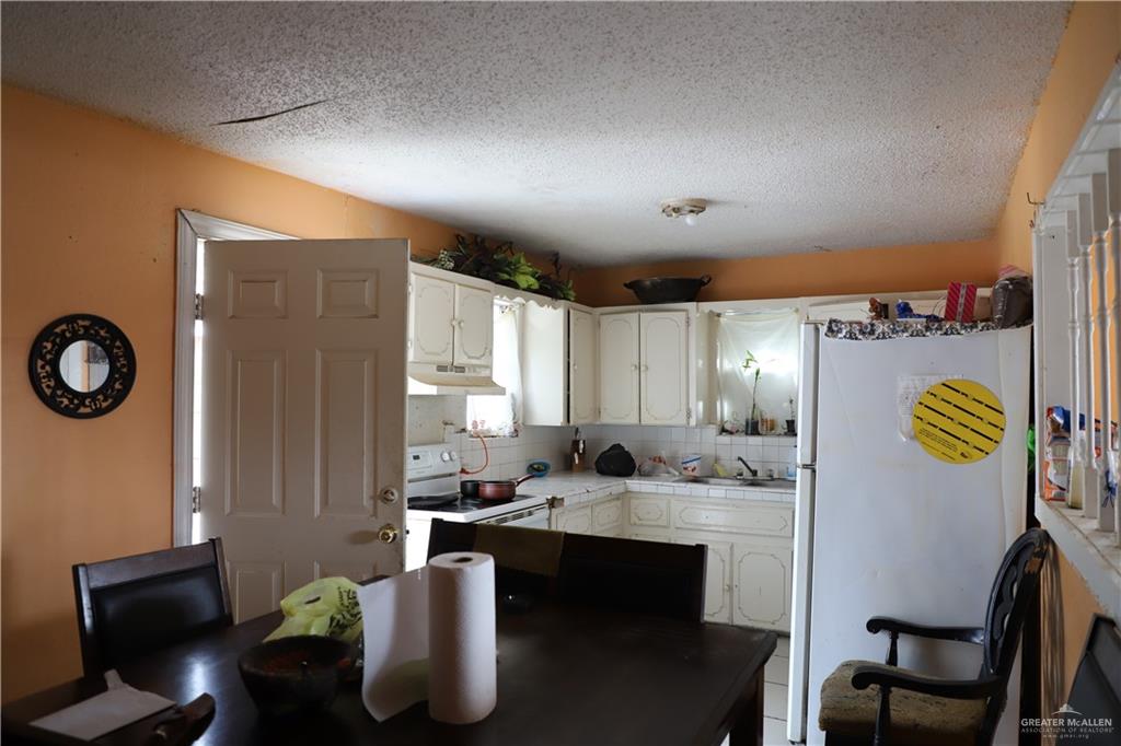 306 S Colorado Street, Alton, Texas image 6