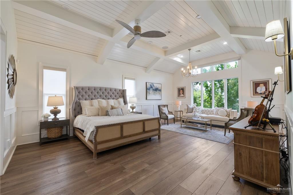 Picture for the property 482538, 4 beds, 6 baths