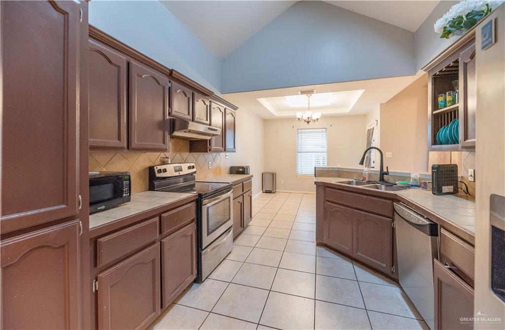 701 E Cheyenne Avenue, Pharr, Texas image 10