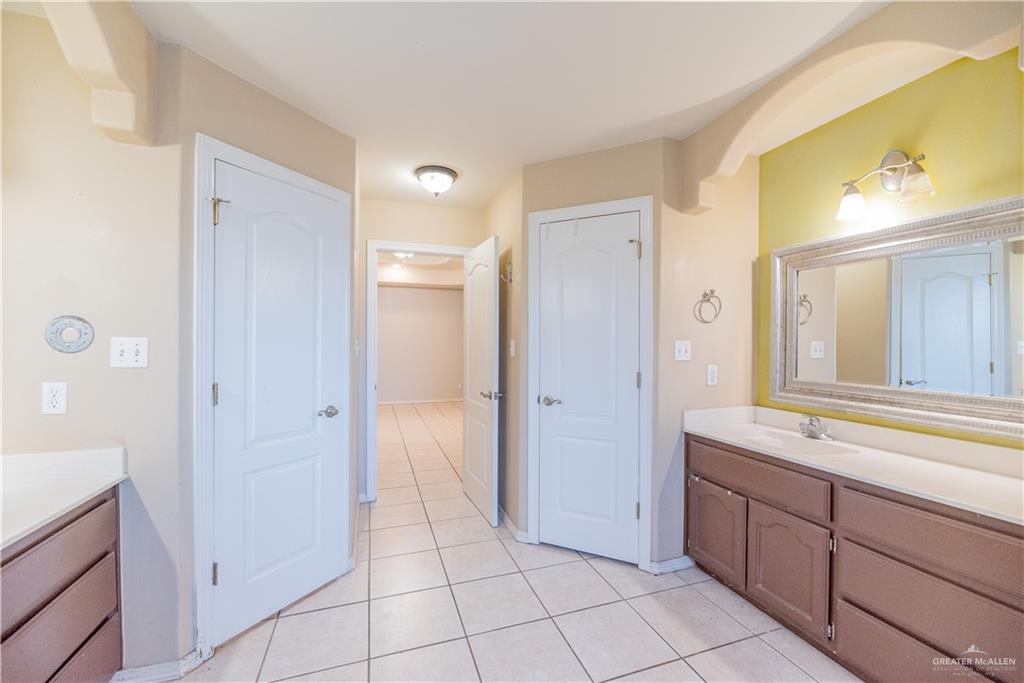 701 E Cheyenne Avenue, Pharr, Texas image 15
