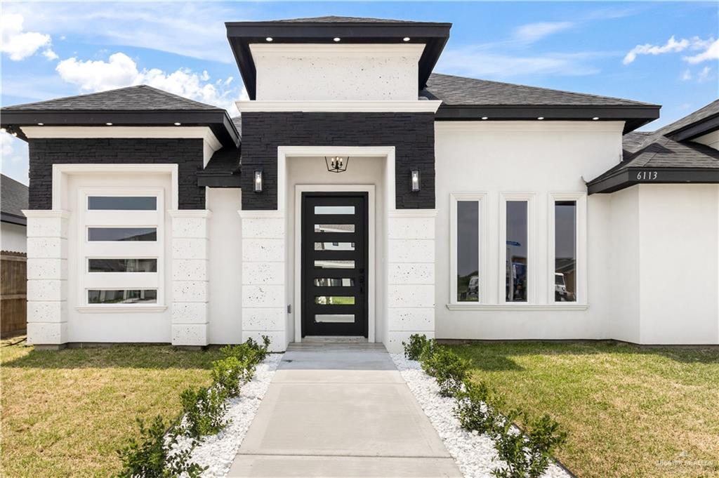 6113 N Pedaso Del Sol Street, Edinburg, Texas image 2
