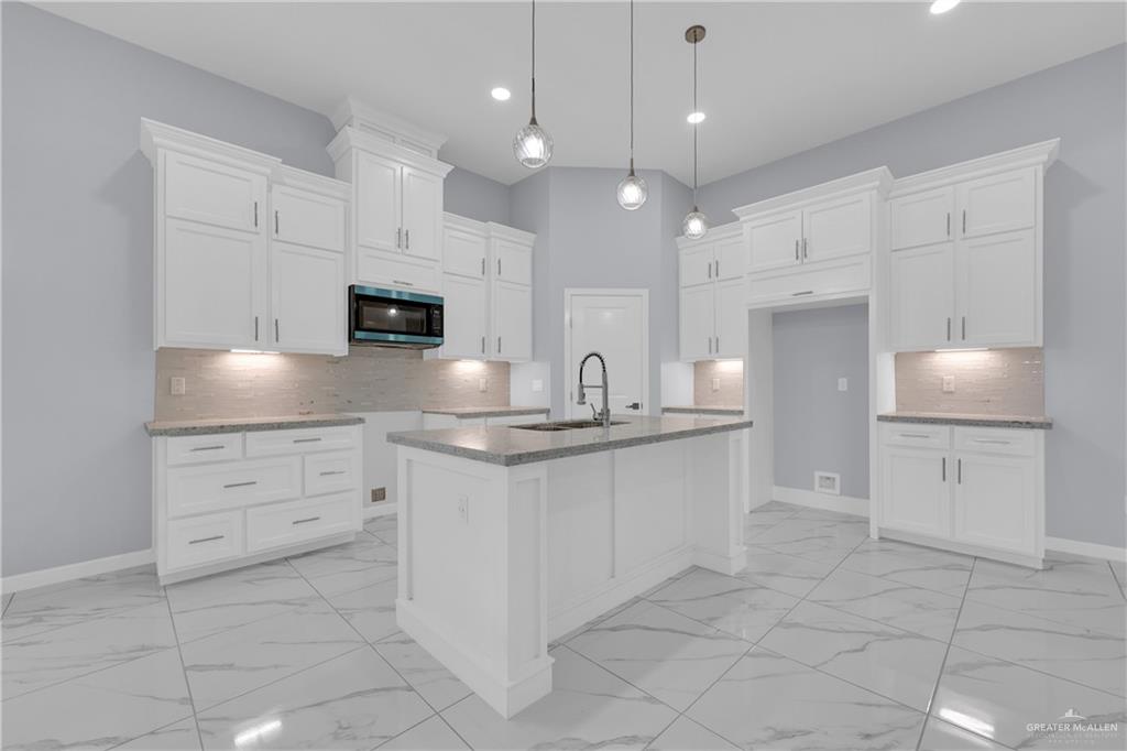 1200 E Acacia Drive, San Juan, Texas image 4