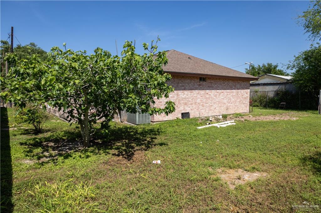 304 Monica Street, Palmhurst, Texas image 14