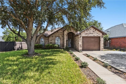 Photo of 210 W 18th Street, San Juan, TX 78589 (MLS # 512936)