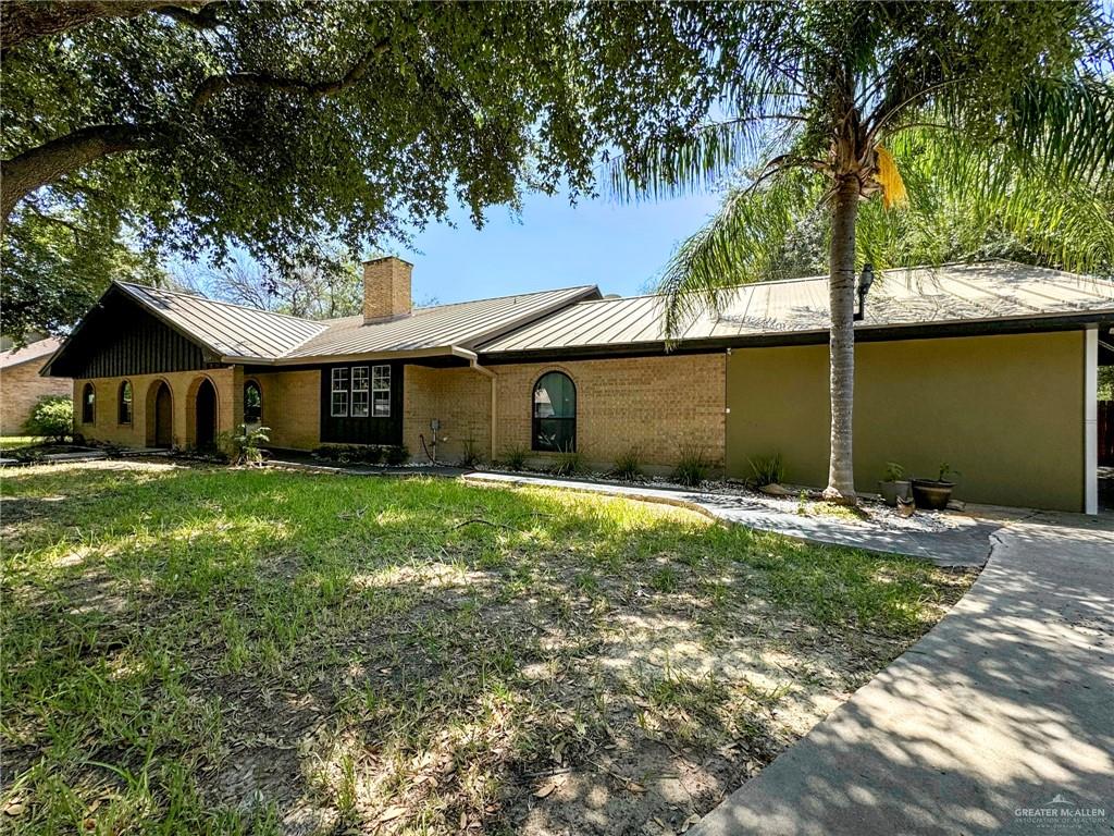 2114 Anacua Circle, Edinburg, Texas image 2