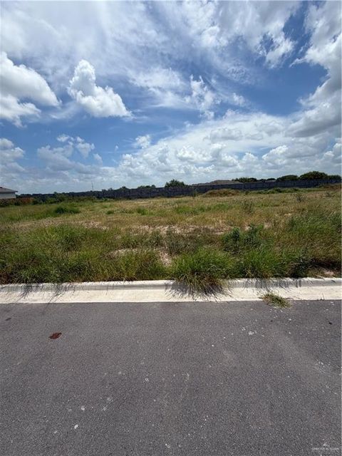 Vacant Land For Sale - 58011 Notre Dame Avenue<br/> Mission, TX 78573