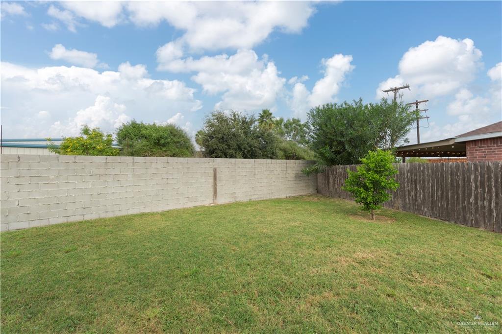 2409 Mccormack Drive, Edinburg, Texas image 16