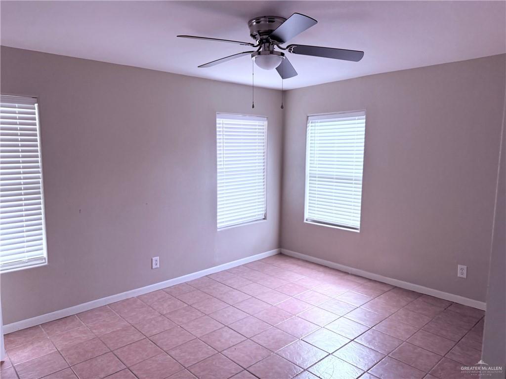 1206 S Azalea Street, Pharr, Texas image 4