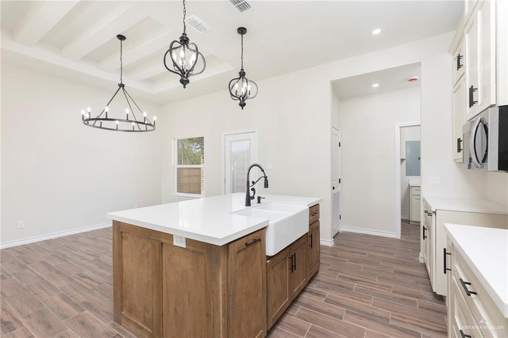 6001 Reymundo Street, Edinburg, Texas image 4