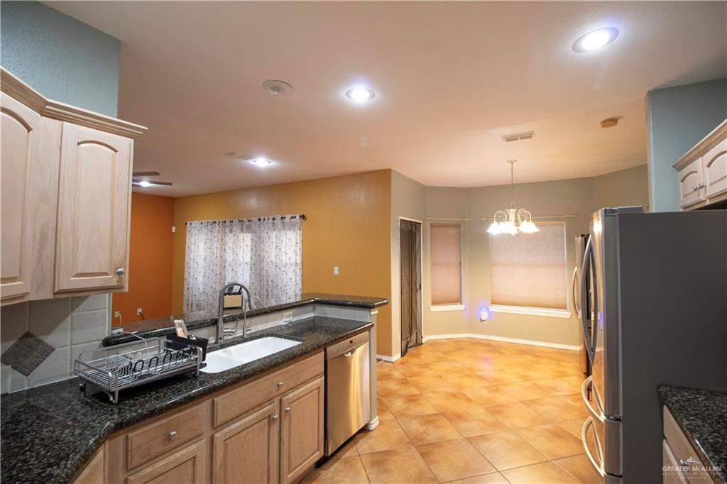 3109 Viola Drive, Mission, Texas image 8