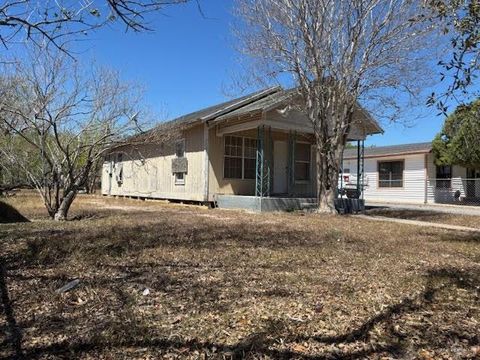 Homes For Sale - 717 S Virginia Avenue<br/> Mercedes, TX 78570