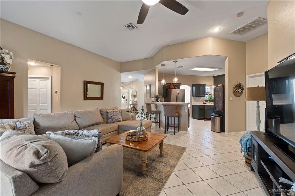 1602 Meadow Lane, Harlingen, Texas image 13