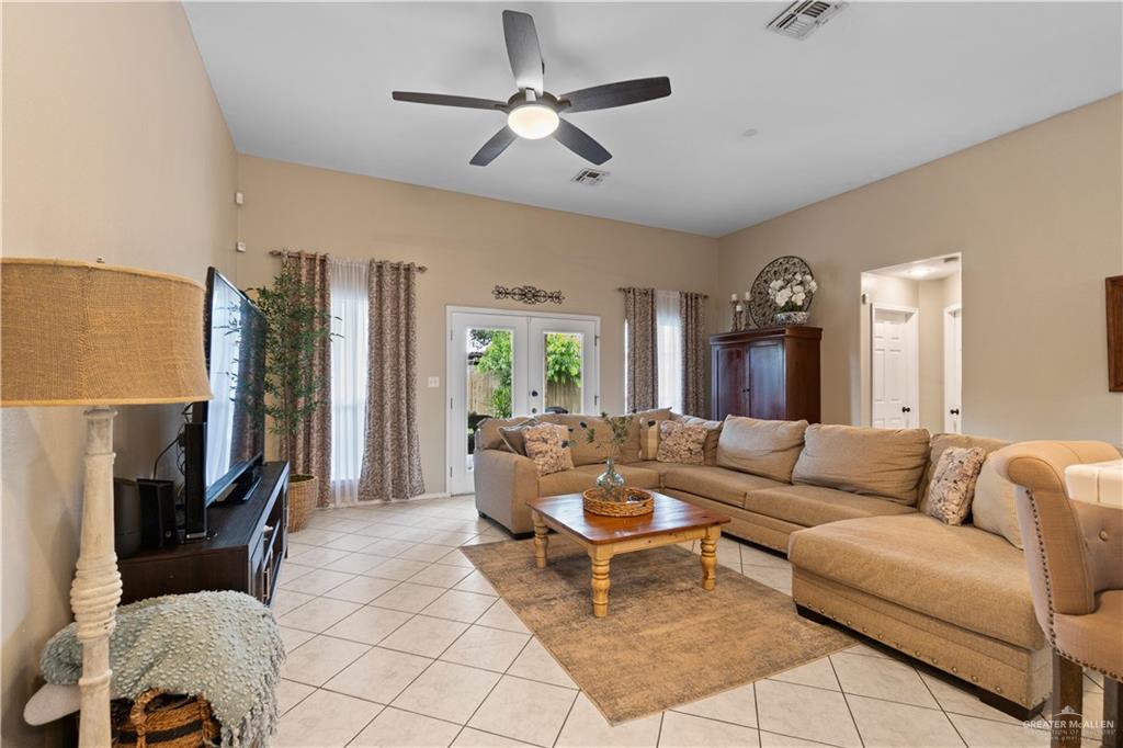 1602 Meadow Lane, Harlingen, Texas image 14