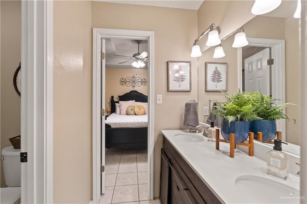 1602 Meadow Lane, Harlingen, Texas image 1