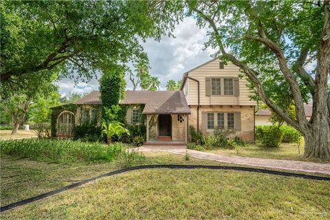 Photo of 1131 W 6th Street, Weslaco, TX 78596 (MLS # 480895)