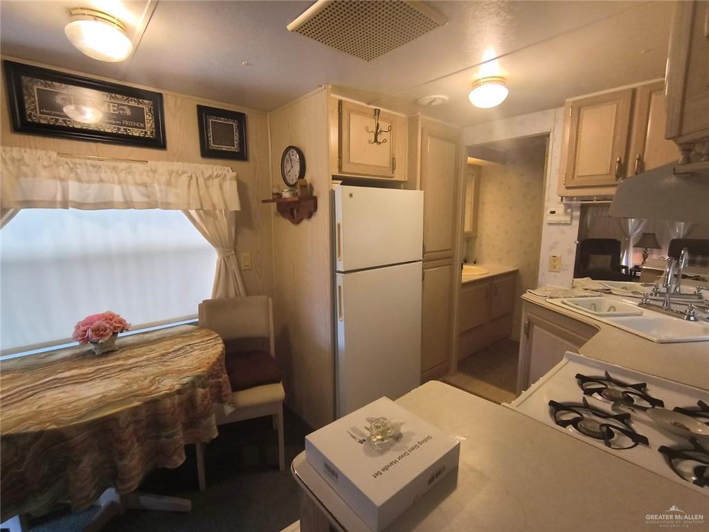3755 N Dantes Drive, Edinburg, South Carolina image 12