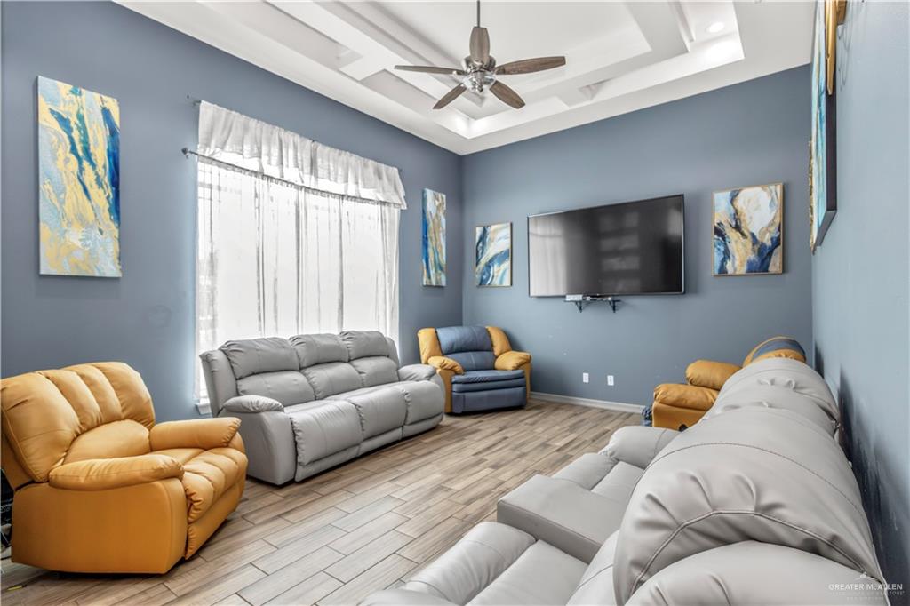 1212 Garden Ridge Avenue, San Juan, Texas image 4
