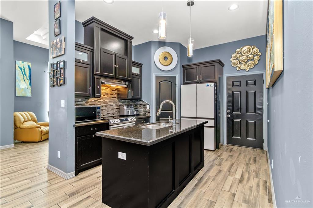 1212 Garden Ridge Avenue, San Juan, Texas image 3