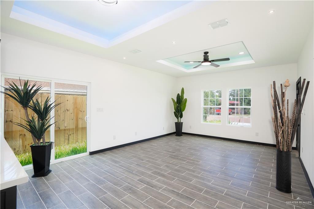 612 S 21st Street, Donna, Texas image 3