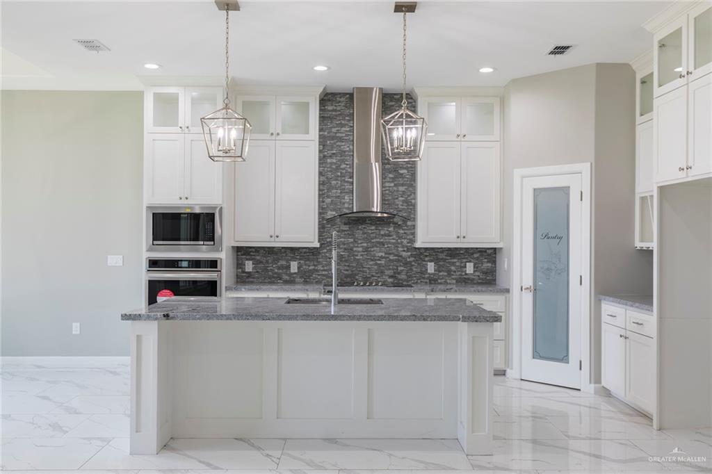 3013 Brentwood Street, Edinburg, Texas image 11