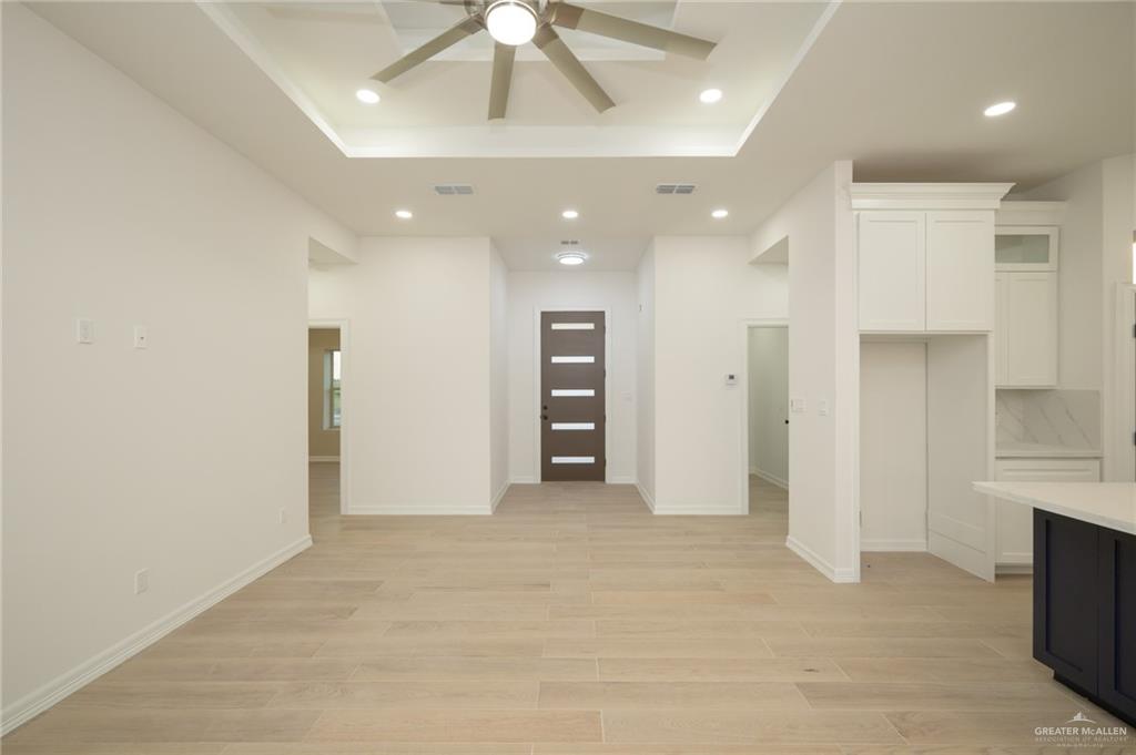 8705 Sandpiper Drive, Harlingen, Texas image 3