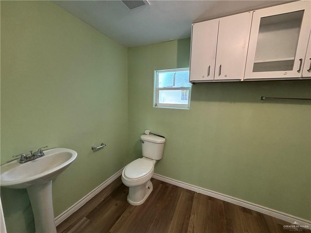 512 S 24th Street, Donna, Texas image 5