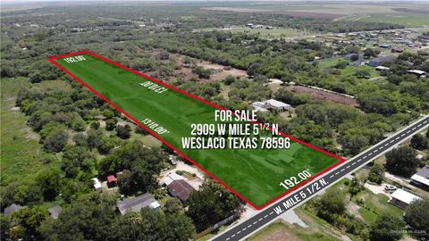 Single Family Residence in Weslaco TX 2909 Mile 5 1/2 Road 1.jpg