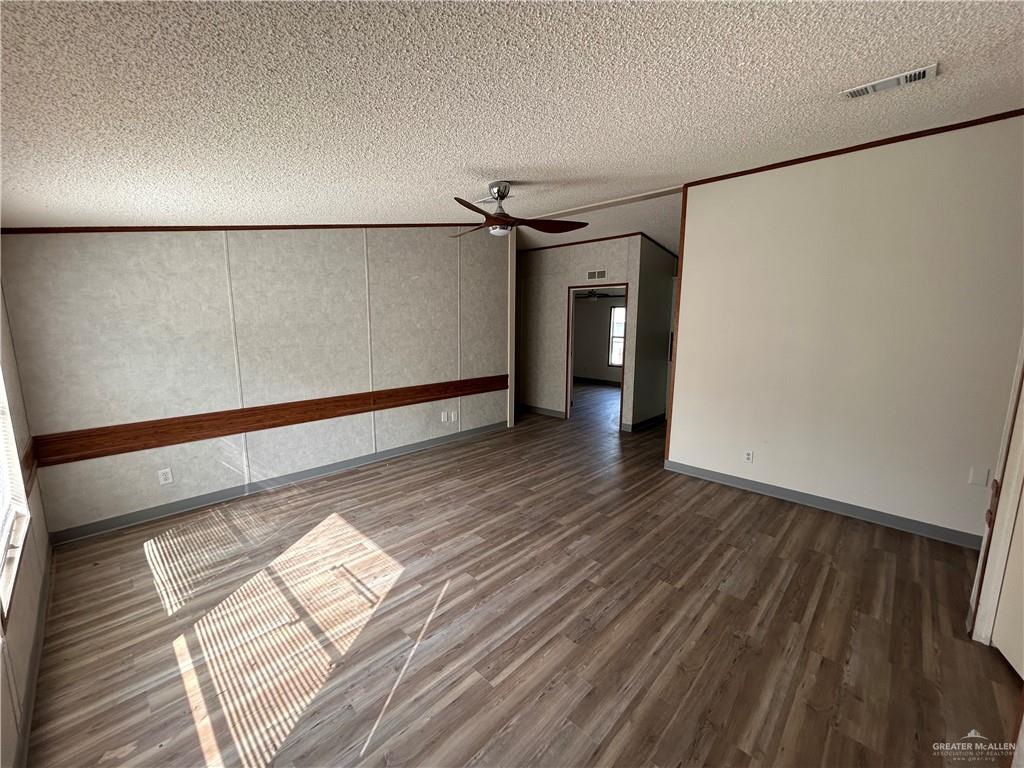 613 E Loop 19th Street, Weslaco, Texas image 2