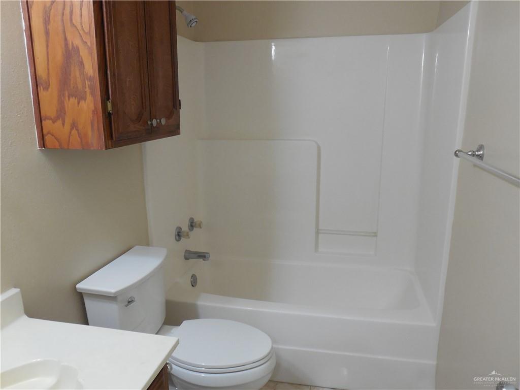 Edinburg, Texas 78541, United States, 3 Bedrooms Bedrooms, ,2 BathroomsBathrooms,Residential,Active,9243