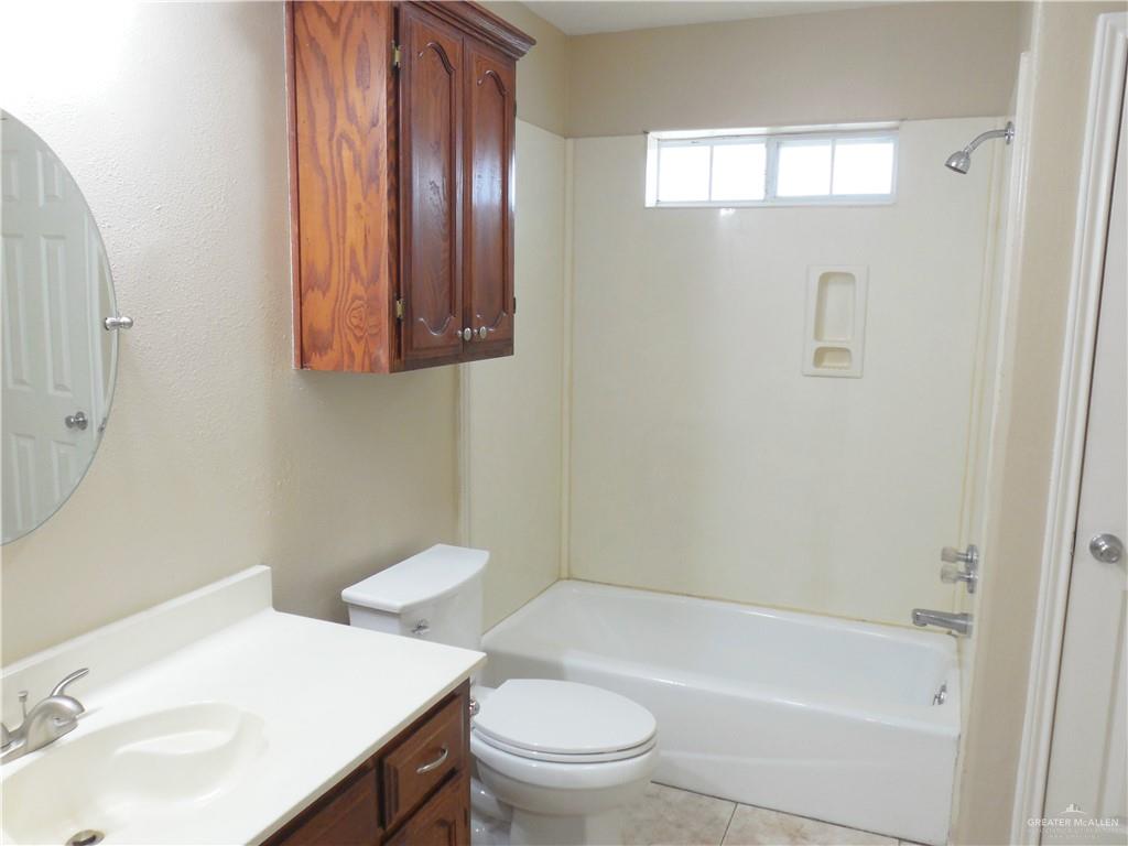 Edinburg, Texas 78541, United States, 3 Bedrooms Bedrooms, ,2 BathroomsBathrooms,Residential,Active,9243