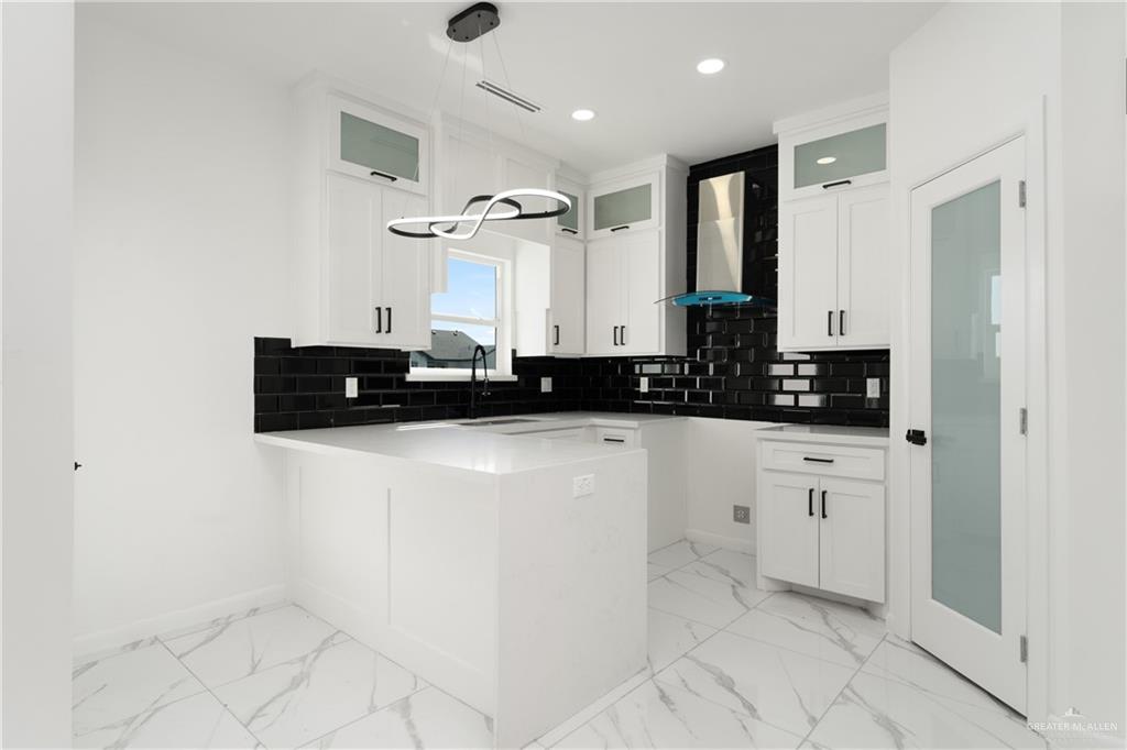 1922 Lime Street, San Juan, Texas image 3