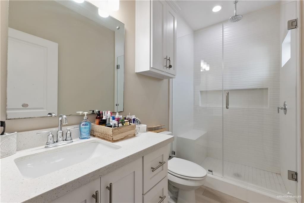 1000 W I Street, Mission, Texas image 9