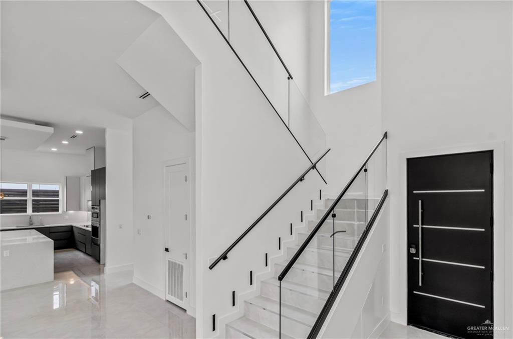 4312 Zanesville Avenue, McAllen, Texas image 3