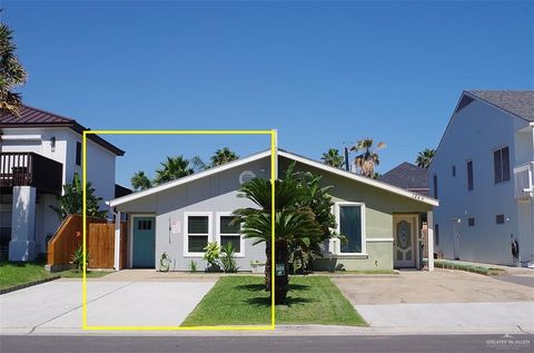 Townhouse For Sale - 124 E Mars Street #A<br/> Cameron County, South Padre Island, TX 78597