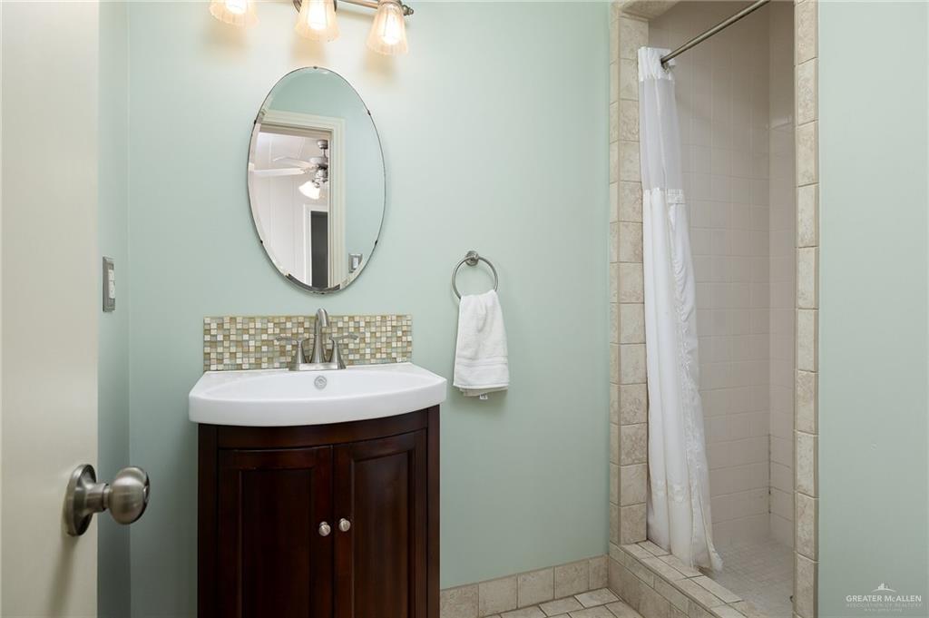 1117 Highland Avenue, McAllen, Texas image 12