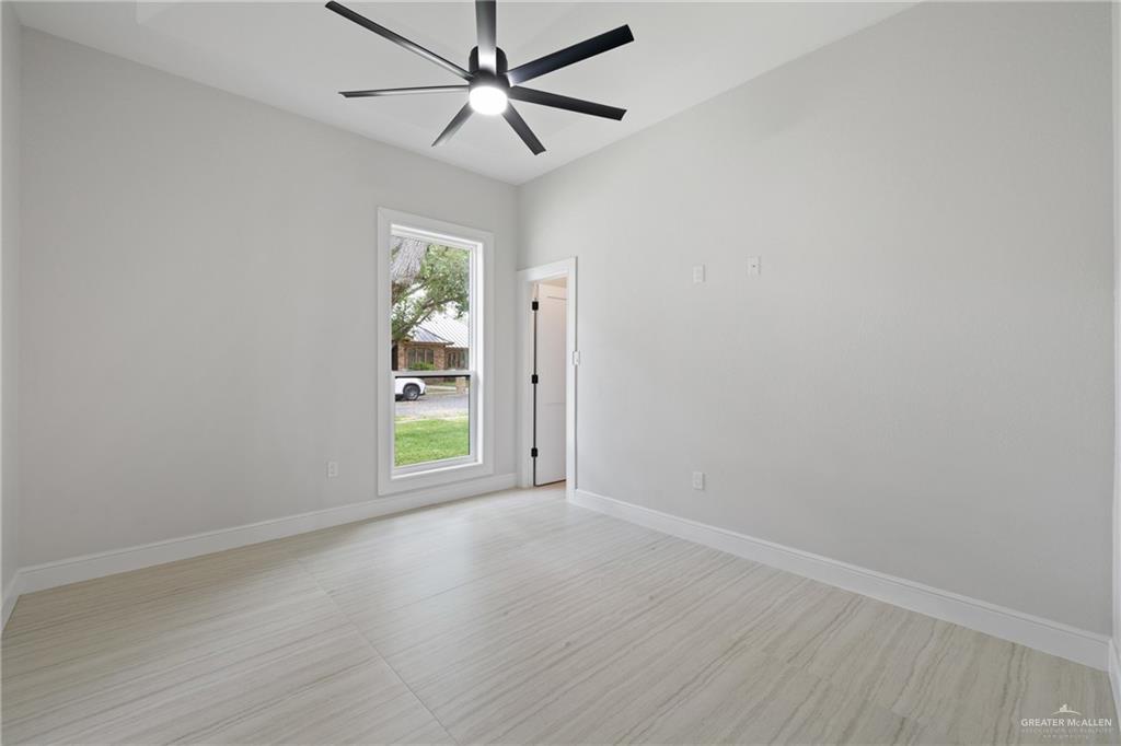 600 Bluebird Avenue, McAllen, Texas image 16