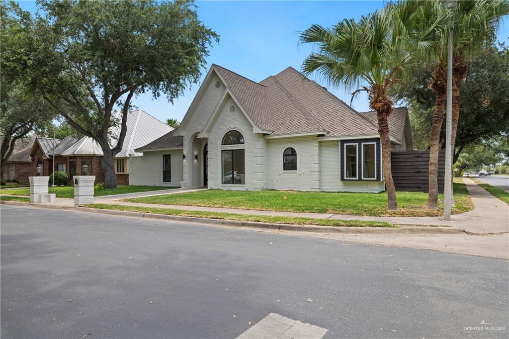 600 Bluebird Avenue, McAllen, Texas image 2