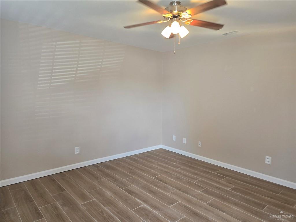 1925 W Adelita Street, Weslaco, Texas image 4