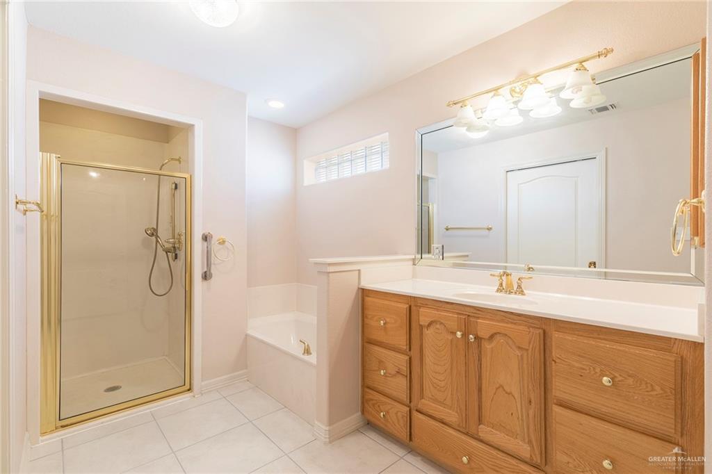 112 Saturn Street, Mission, Texas image 8