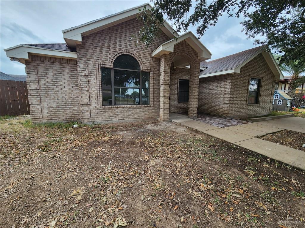 2013 Diamond Head Avenue, Hidalgo, Texas image 2