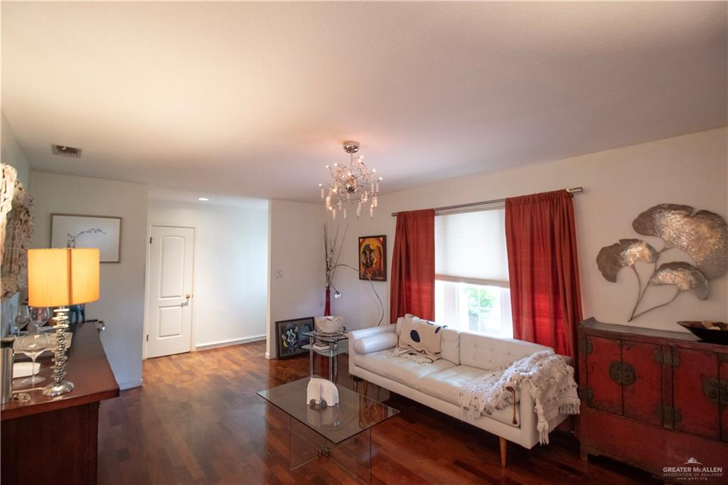 513 S Cynthia Street, McAllen, Texas image 4