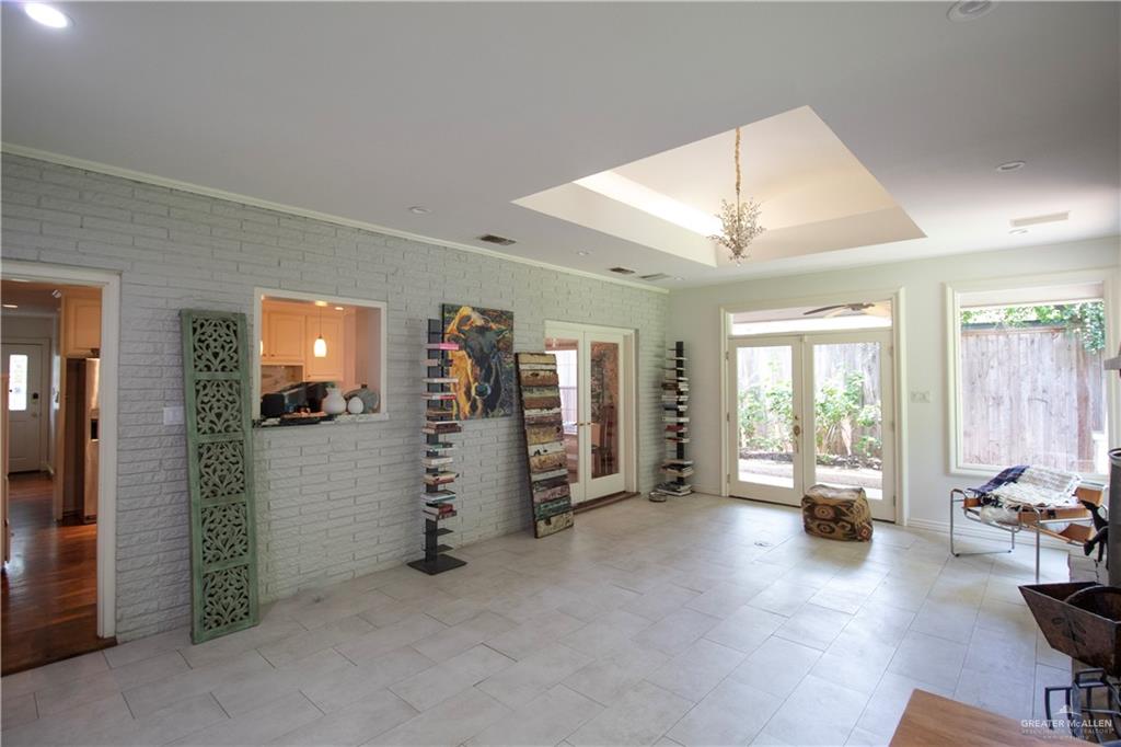 513 S Cynthia Street, McAllen, Texas image 8