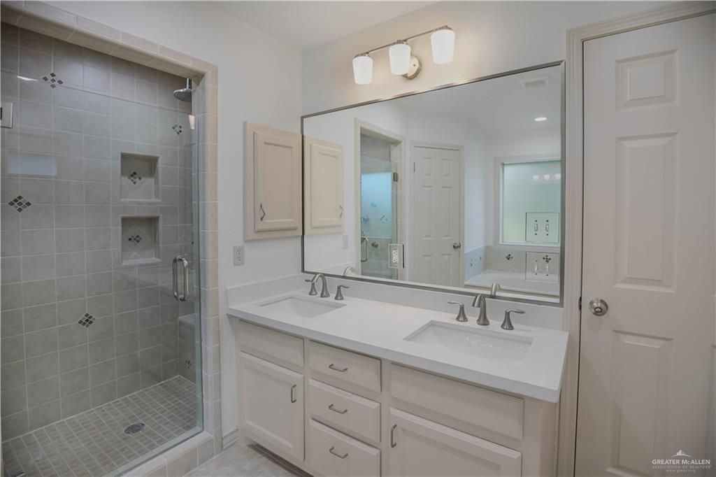 203 Parkview Circle, Harlingen, Texas image 19