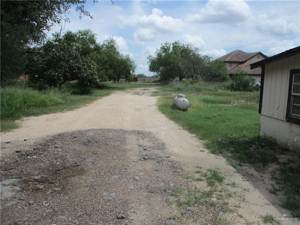 1303 W Mile 17 1/2 Road, Edinburg, Texas image 4